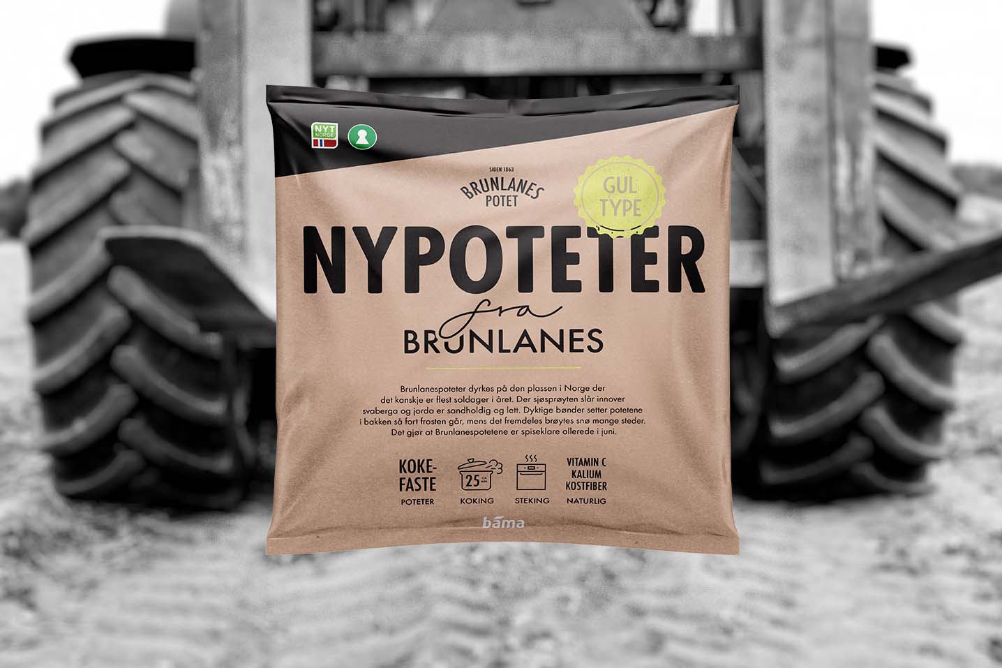Pakningsdesign av Nordic State. Pose med nypoteter fra Brunlanespotet. Posen har pakningsdesign i brunt og sort. Historiefortelling om dyrking av nypoteter på framsiden av posen. Bakgrunnen viser et bilde av en traktor i sort/hvitt.